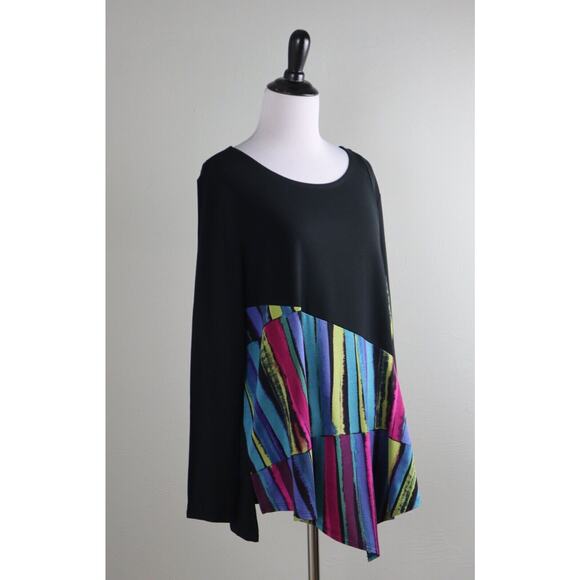 LIV Habitat NWT $105 Soft Stretch Abstract Color Block Tunic Top Size Small - Picture 2 of 6